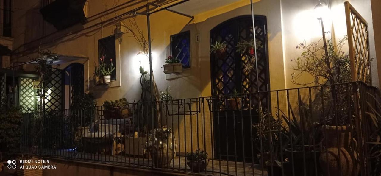 Zziny House Apartment Catania Bagian luar foto