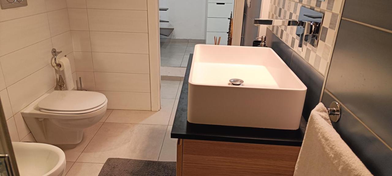 Zziny House Apartment Catania Bagian luar foto